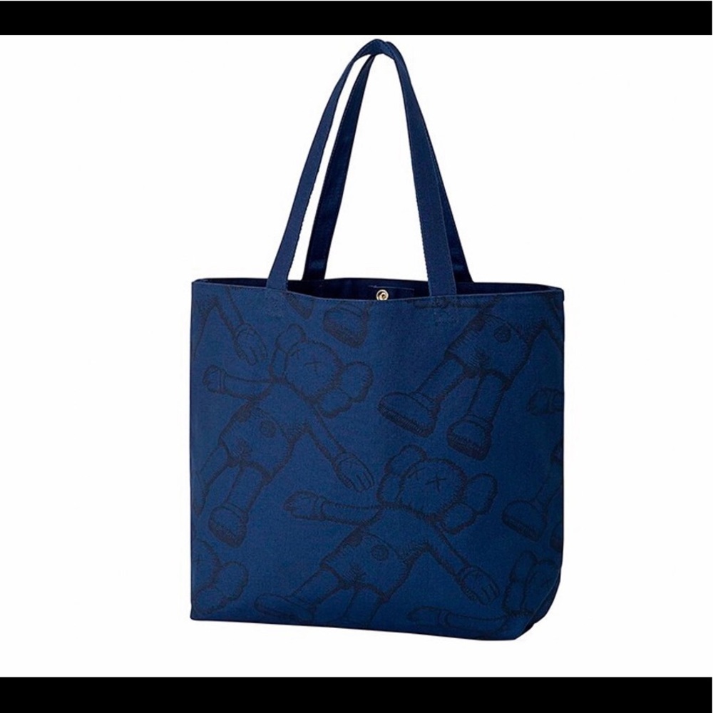 Uniqlo x kaws kaws holiday tote bag